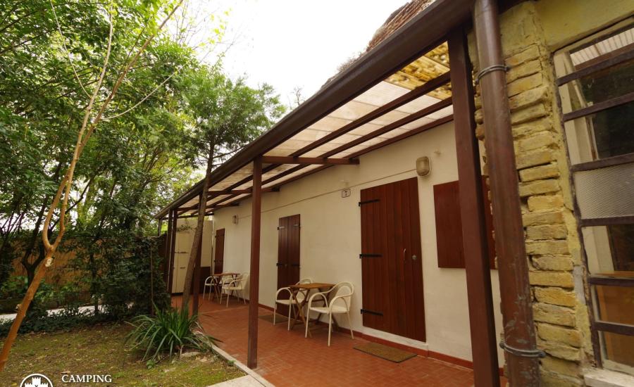campingcastelsanpietro en accommodations-vacations-verona 008